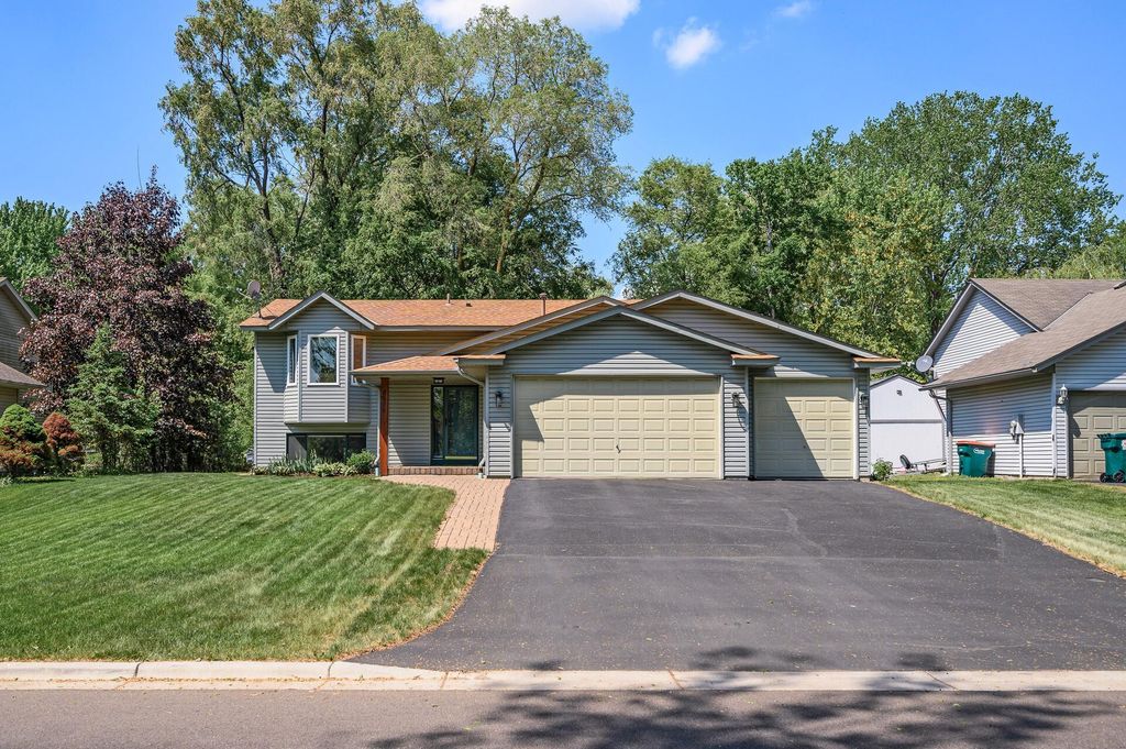 8628 Davenport Street NE, Blaine, MN 55449