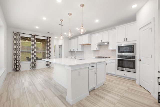 8119 Prairie Rye DR, Lago Vista, TX 78645