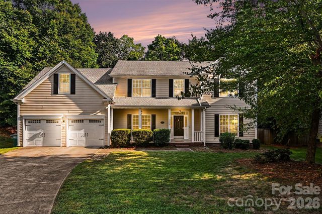 3524 Crescent Knoll Drive, Matthews, NC 28105
