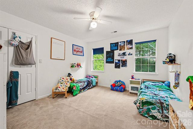 3524 Crescent Knoll Drive, Matthews, NC 28105