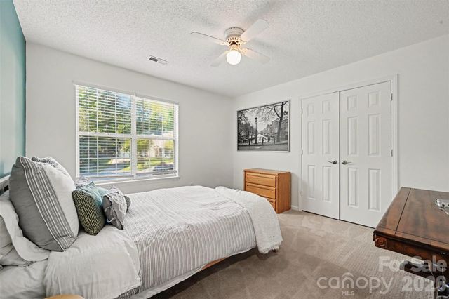 3524 Crescent Knoll Drive, Matthews, NC 28105