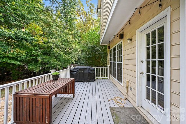 3524 Crescent Knoll Drive, Matthews, NC 28105