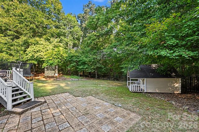 3524 Crescent Knoll Drive, Matthews, NC 28105