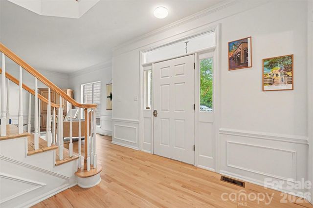 3524 Crescent Knoll Drive, Matthews, NC 28105
