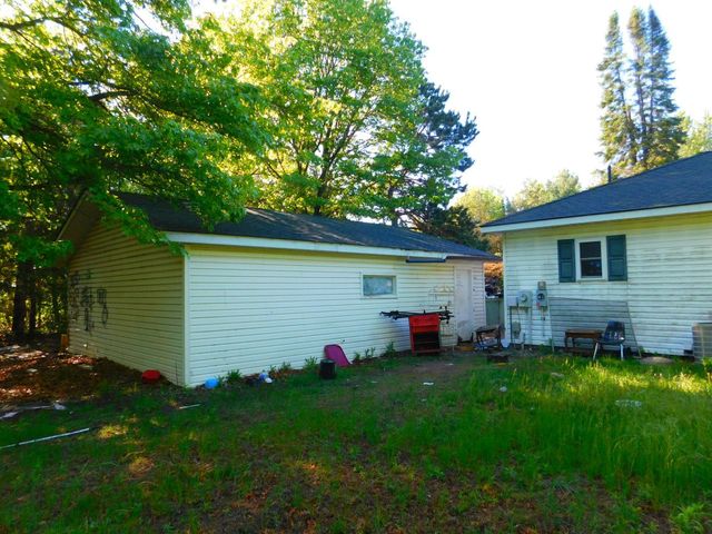 5411 Pine Lane, North Branch, MN 55056