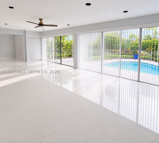 4713 Holly Dr, Tamarac, FL 33319