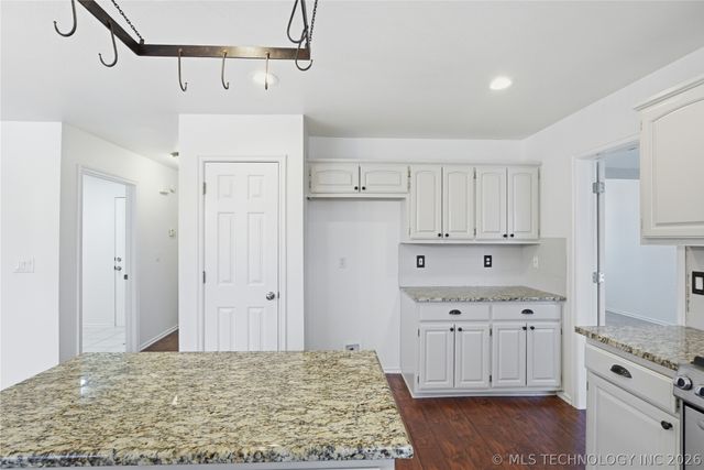 12313 S 98th East Avenue, Bixby, OK 74008