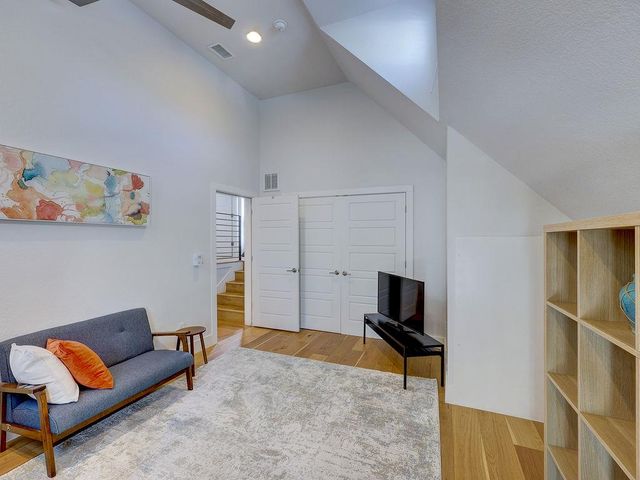 2007 Riverview ST 1, Austin, TX 78702