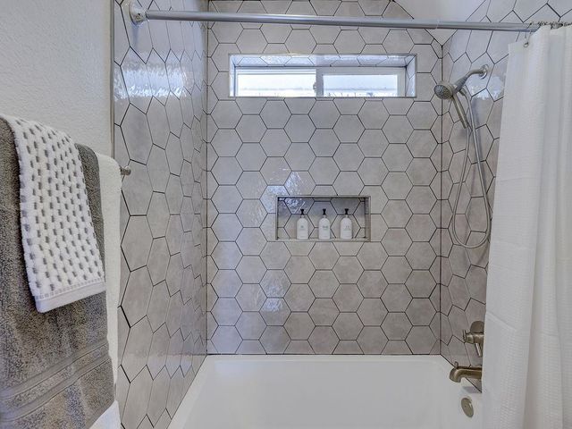 2007 Riverview ST 1, Austin, TX 78702