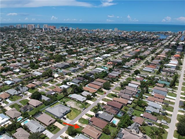 755 106th AVE N, Naples, FL 34108