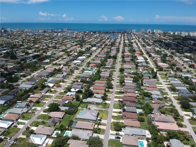 755 106th AVE N, Naples, FL 34108