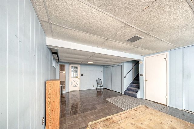 609 Regency Dr, Plum Boro, PA 15239