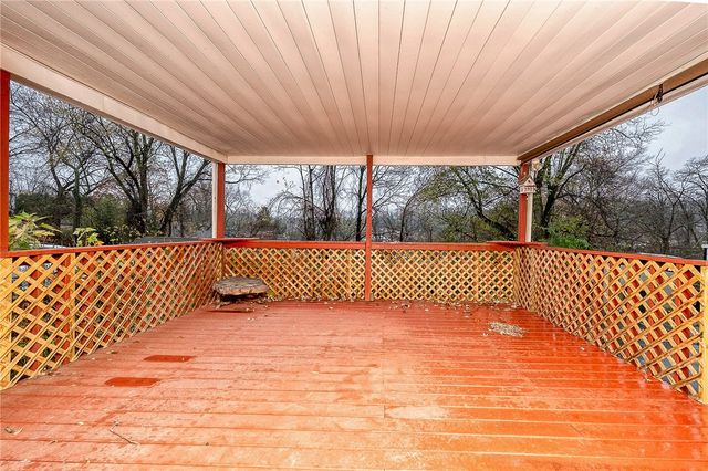 609 Regency Dr, Plum Boro, PA 15239