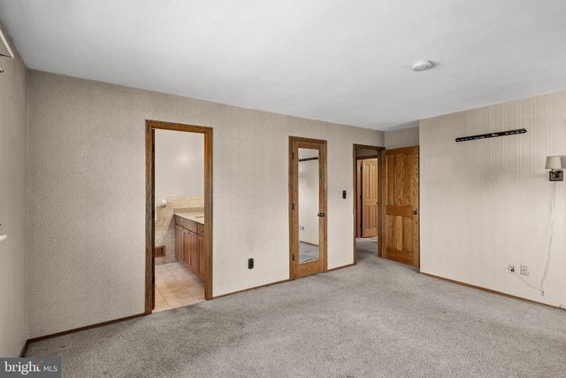 51 BOLTON RD, Trenton, NJ 08610