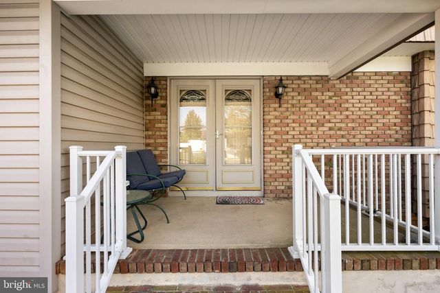 51 BOLTON RD, Trenton, NJ 08610