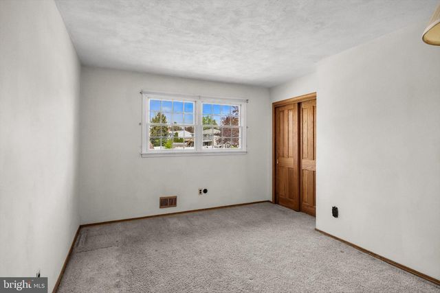 51 BOLTON RD, Trenton, NJ 08610