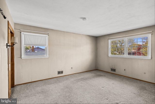 51 BOLTON RD, Trenton, NJ 08610