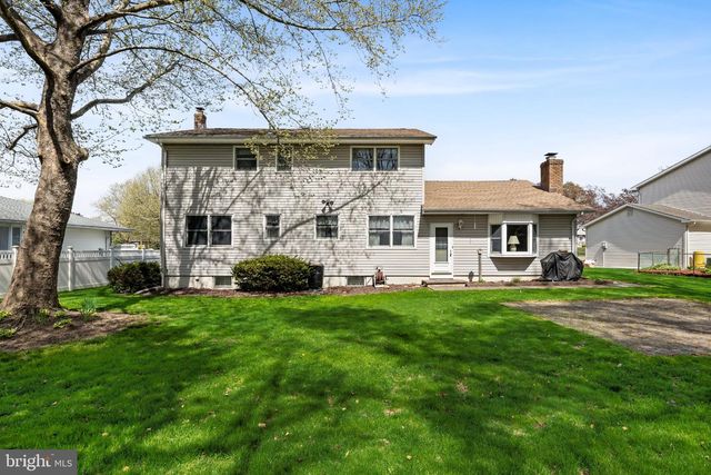 51 BOLTON RD, Trenton, NJ 08610