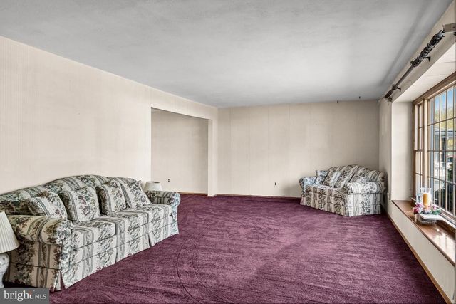 51 BOLTON RD, Trenton, NJ 08610