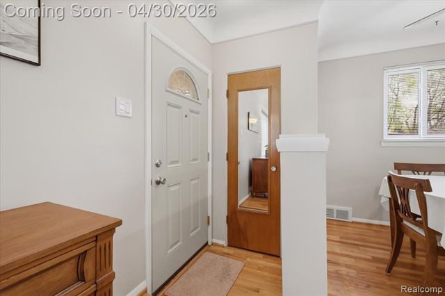 1919 Catalpa Drive, Berkley, MI 48072