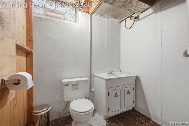 1919 Catalpa Drive, Berkley, MI 48072