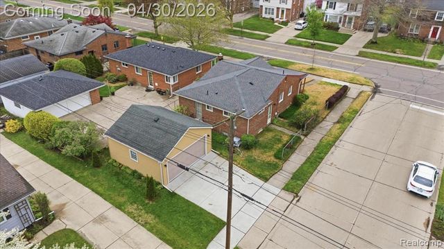 1919 Catalpa Drive, Berkley, MI 48072