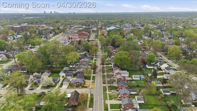 1919 Catalpa Drive, Berkley, MI 48072