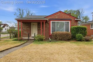 1919 Catalpa Drive, Berkley, MI 48072