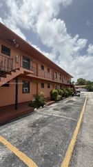 1716 NW 19th St, Miami, FL 33125