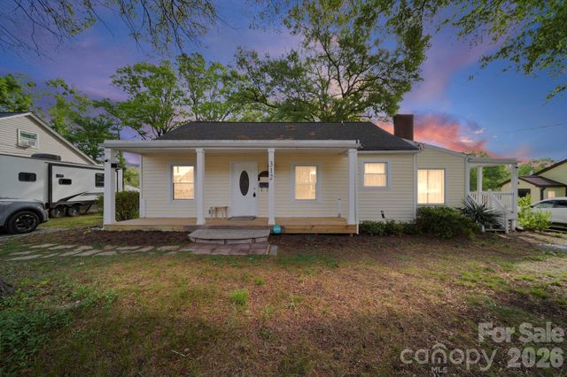 312 Cook Street, Mooresville, NC 28115