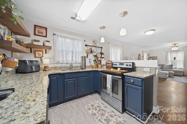 312 Cook Street, Mooresville, NC 28115