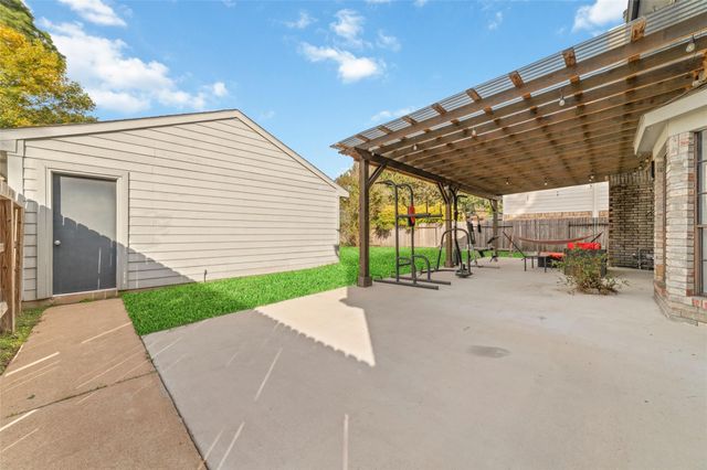 16026 Autumn Falls Lane, Houston, TX 77095