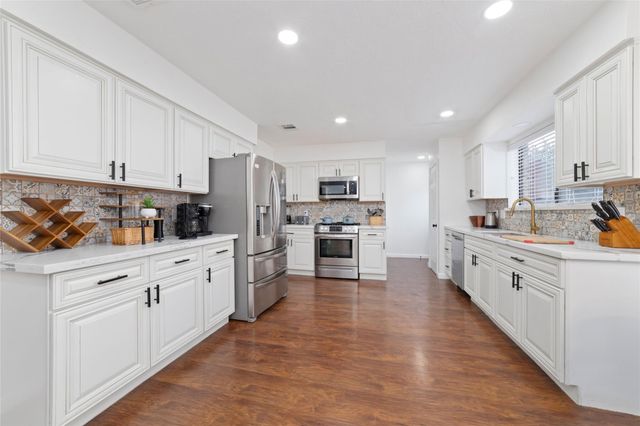 16026 Autumn Falls Lane, Houston, TX 77095