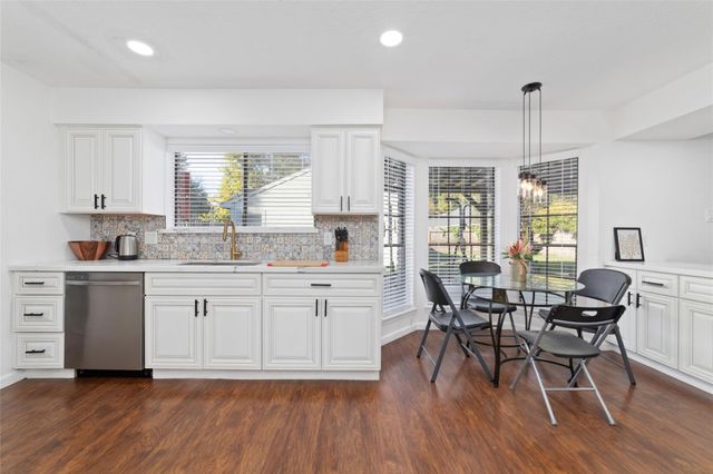 16026 Autumn Falls Lane, Houston, TX 77095