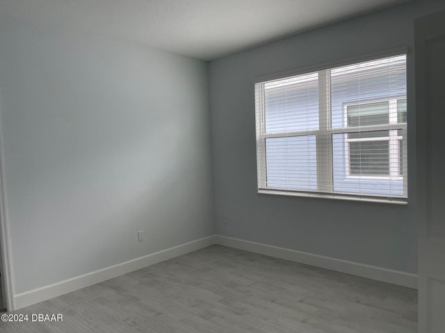 818 Bama Breeze Drive, Daytona Beach, FL 32124