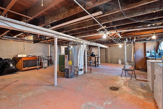 1426 CROOKS STREET, Green Bay, WI 54301