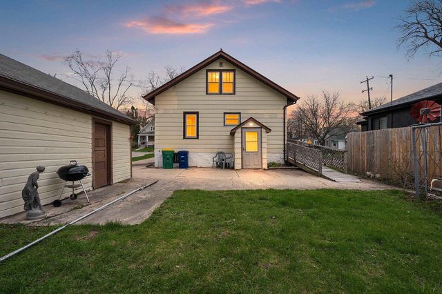 1426 CROOKS STREET, Green Bay, WI 54301