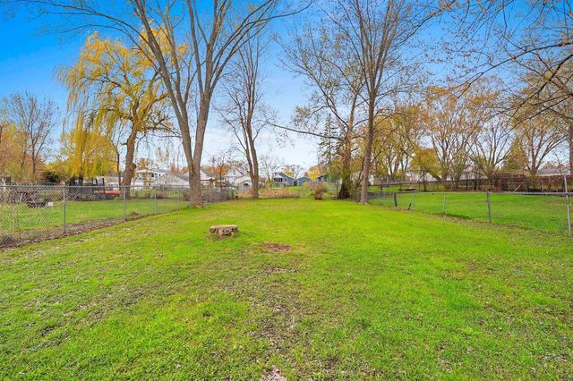 1426 CROOKS STREET, Green Bay, WI 54301
