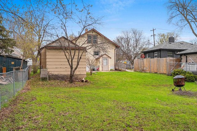 1426 CROOKS STREET, Green Bay, WI 54301