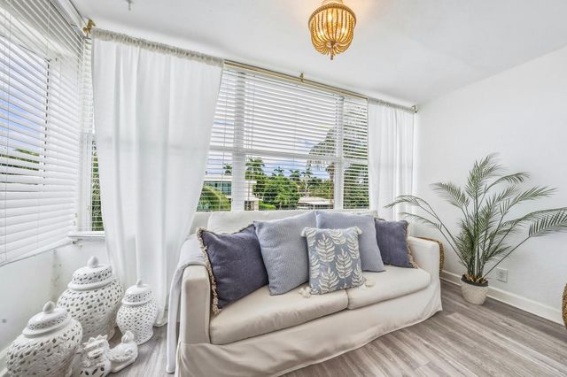 40 Isle Of Venice Drive 9, Fort Lauderdale, FL 33301