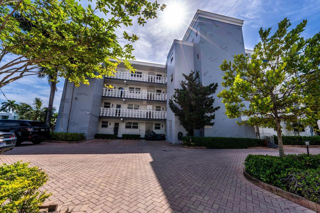 40 Isle Of Venice Drive 9, Fort Lauderdale, FL 33301