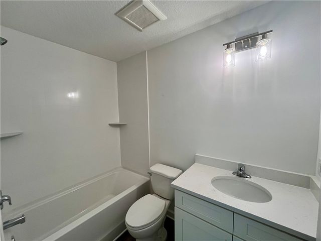 2026 30th Avenue, Vero Beach, FL 32960