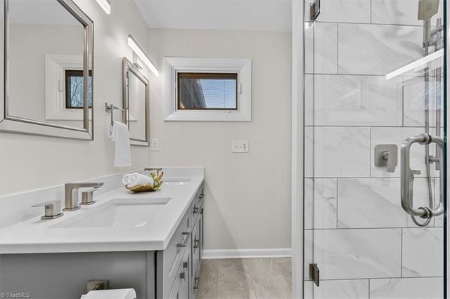 2912 W Cornwallis Drive, Greensboro, NC 27408