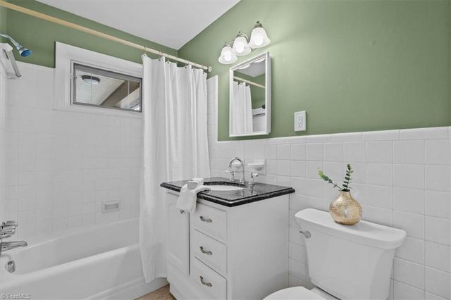 2912 W Cornwallis Drive, Greensboro, NC 27408