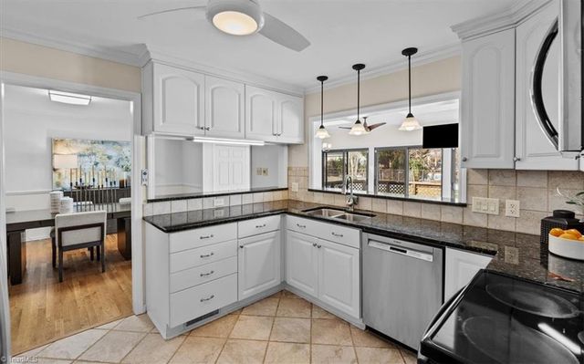 2912 W Cornwallis Drive, Greensboro, NC 27408