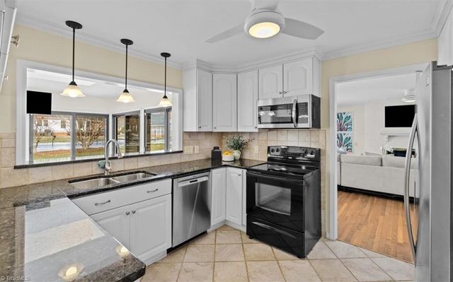 2912 W Cornwallis Drive, Greensboro, NC 27408