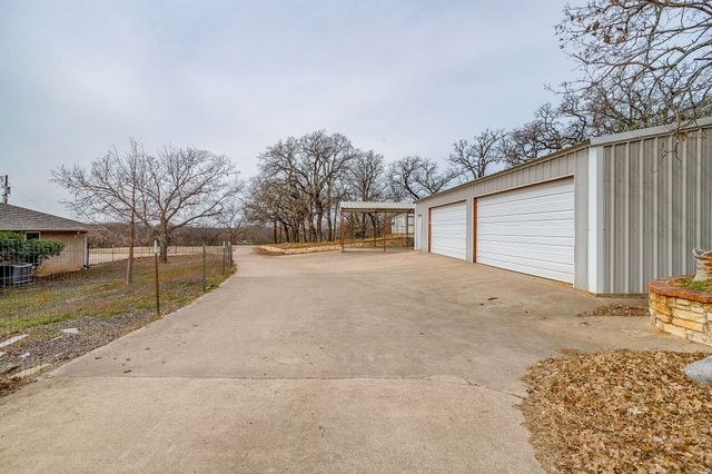 2137 Fm 3136, Cleburne, TX 76031