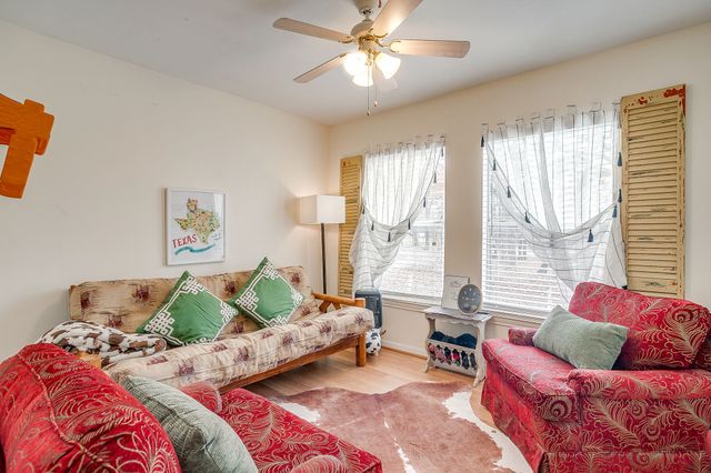 2137 Fm 3136, Cleburne, TX 76031