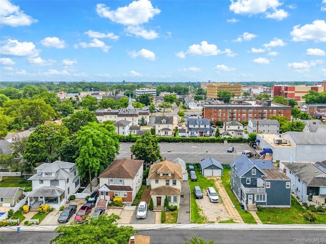 22 Devine Street, Lynbrook, NY 11563