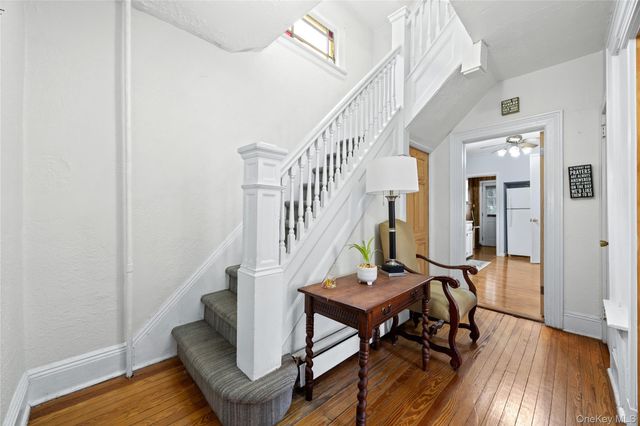 22 Devine Street, Lynbrook, NY 11563